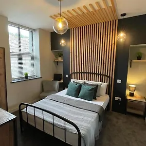 Hotel Mansel House - By Tifa Stays, Swansea